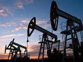 بيانات أمريكا وترقب لمخزون النفط الأمريكي الخام
