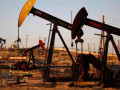 انخفاض أسعار النفط مع زيادة الإمدادات