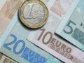 أسعار اليورو وترقب لبيان الفائدة