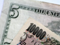 سعر الدولار مقابل الين الياباني اليوم يشير لثبات الترند الهبوطى