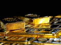 تعافي الذهب قليلاً بعد ضعف الدولار