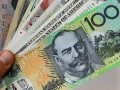 الدولار الإسترالي يرتفع بقوة رغم ثبات معدل الفائدة