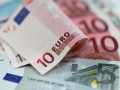 أسعار اليورو فى مقابل الدولار تبدأ فى الإنتعاش