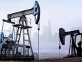 اسعار النفط تتراجع مع ارتفاع مخزونات الوقود