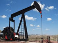 مخزونات النفط الأمريكي الخام ترتفع بقوة